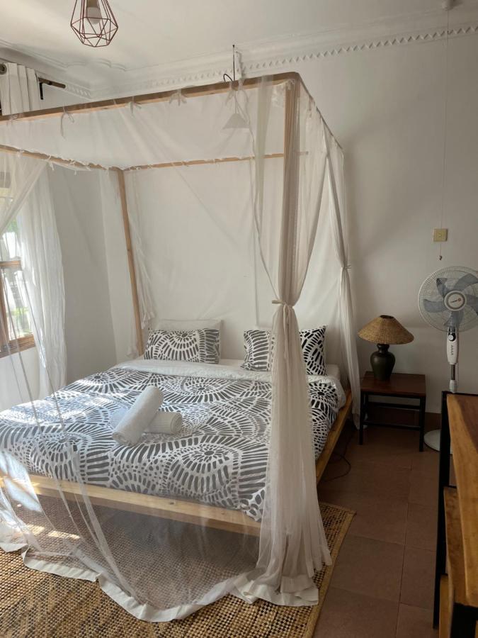 Jinja BaseCamp Bed & Breakfast Bagian luar foto