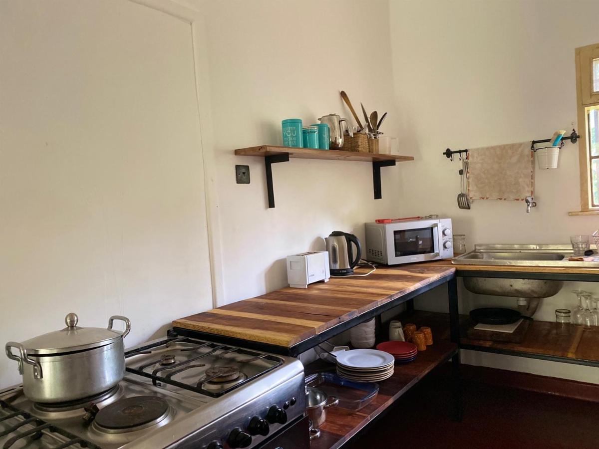 Jinja BaseCamp Bed & Breakfast Bagian luar foto
